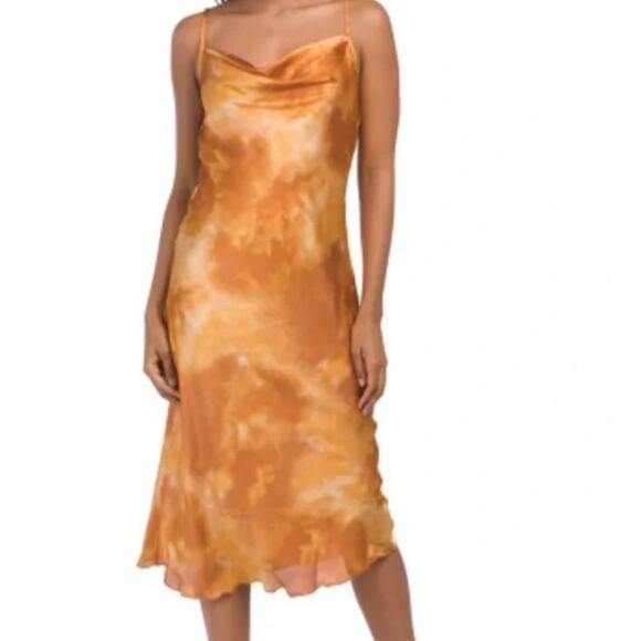 Bebe NWT Watercolor Tie Dye Satin Cowl Neck Slip Midi Dress in Tan Size Large - Picture 1 of 7